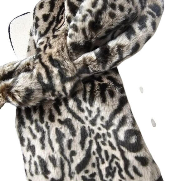 Womens Leopard Print Faux Fur Scarf Mob Wife Luxe Glamourous - Picture 2 of 5